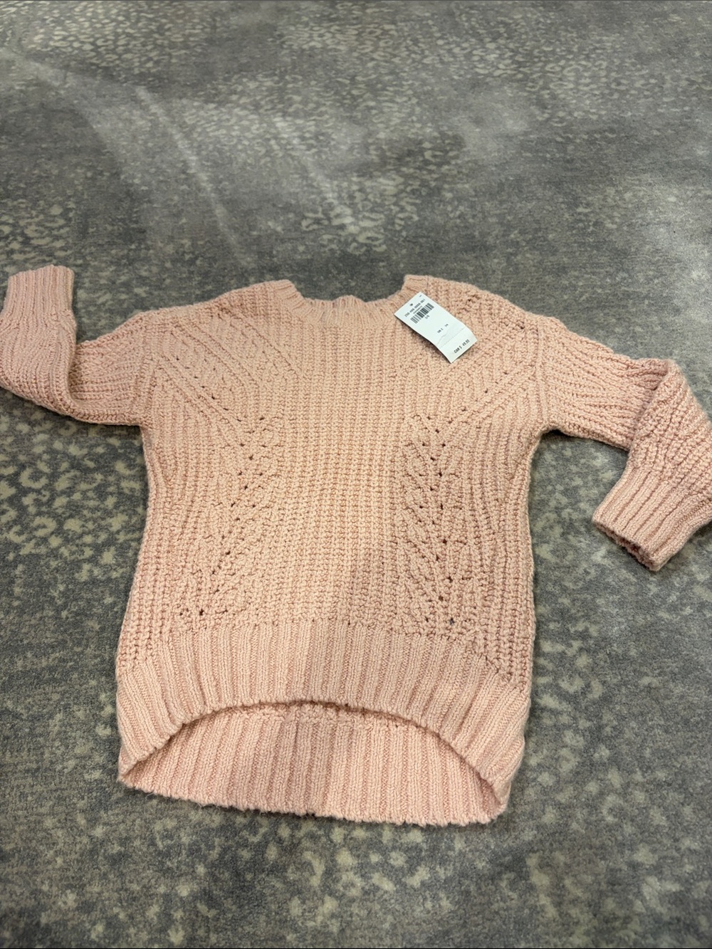 ABERCROMBIE KIDS PALE PINK CABLE SWEATER LONGER BACK SIZE 5/6